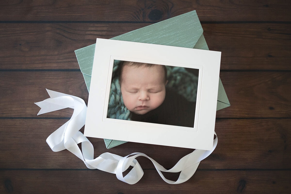 Your memory box is filled with 11 x 14 mats which hold 7 x 10 prints