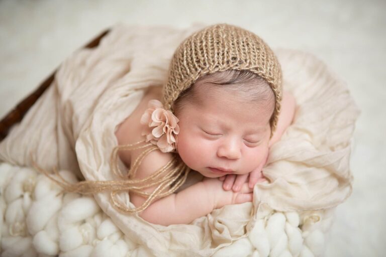 Newborn Photographer – 10 Things to Know
