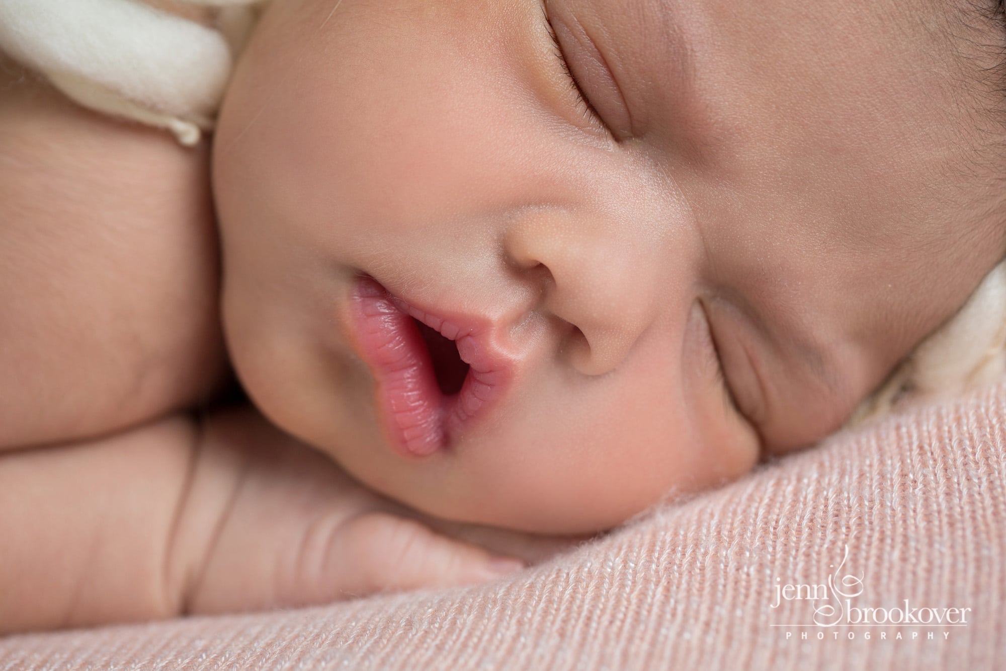 perfect shot of baby lips taken during baby girl newborn session with Jenn Brookover Photography in San Antonio, Texas