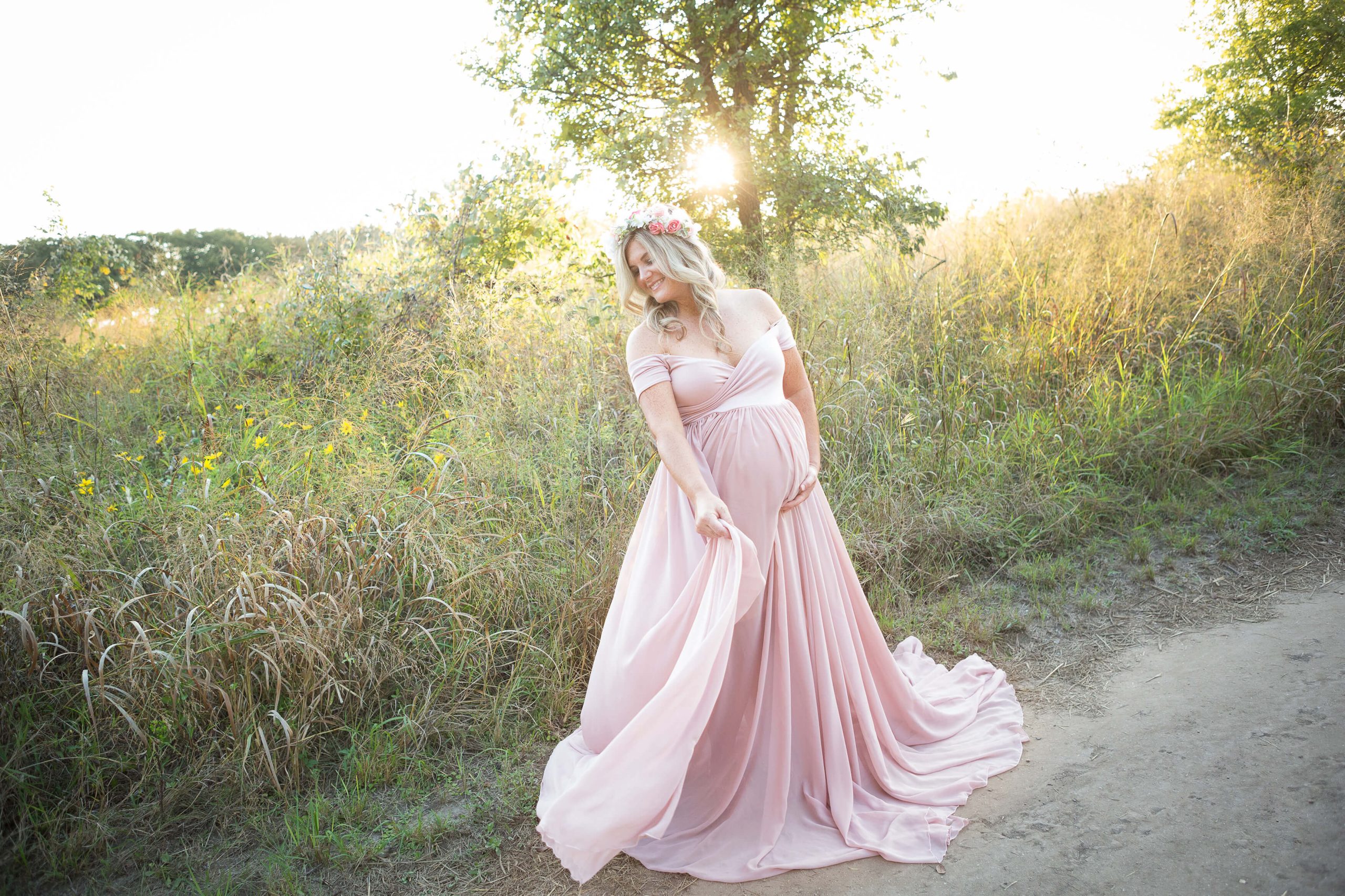maternity photo session at the cibolo nature center in boerne texas by jenn brookover photography